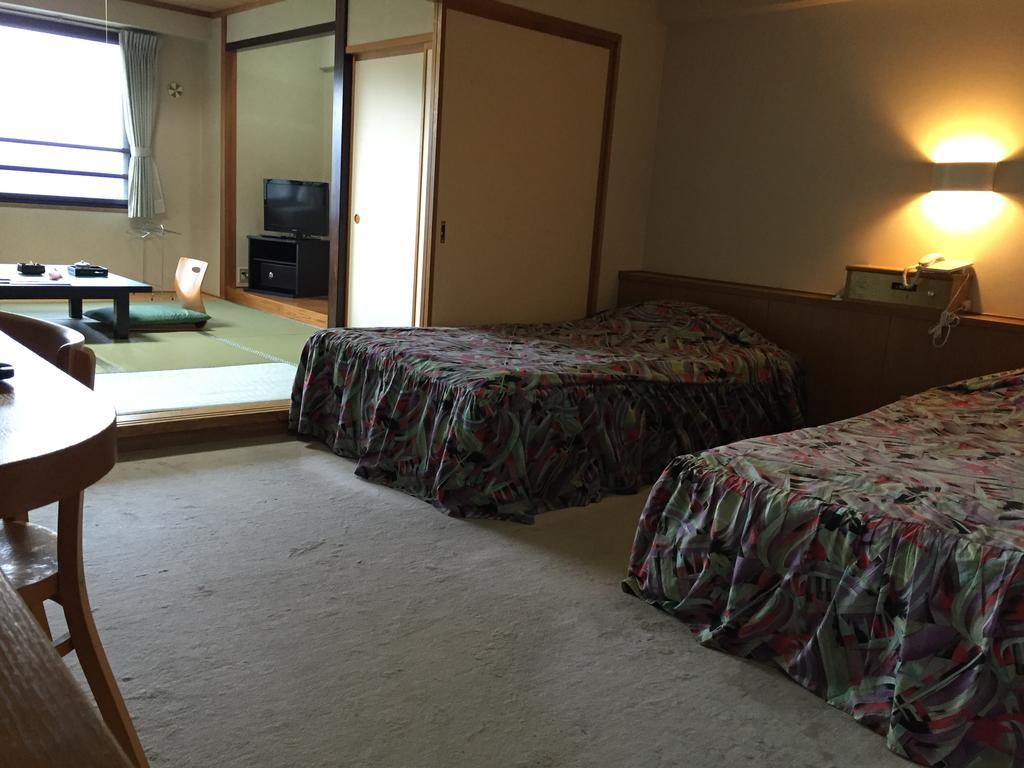 Hotel Selan Yamanouchi  Bagian luar foto
